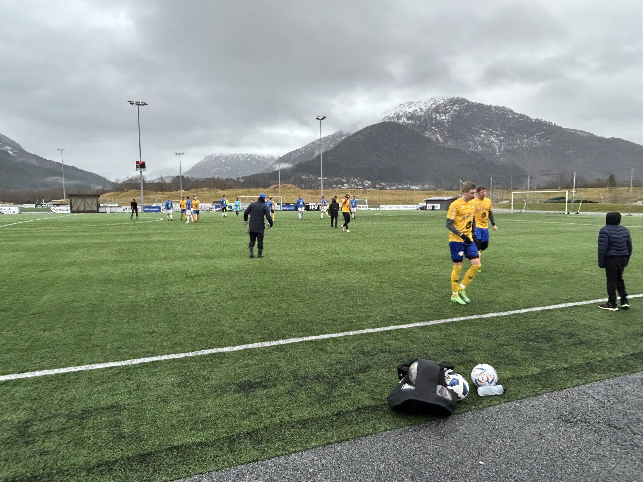 Seier i årets første treningskamp - Anga FK
